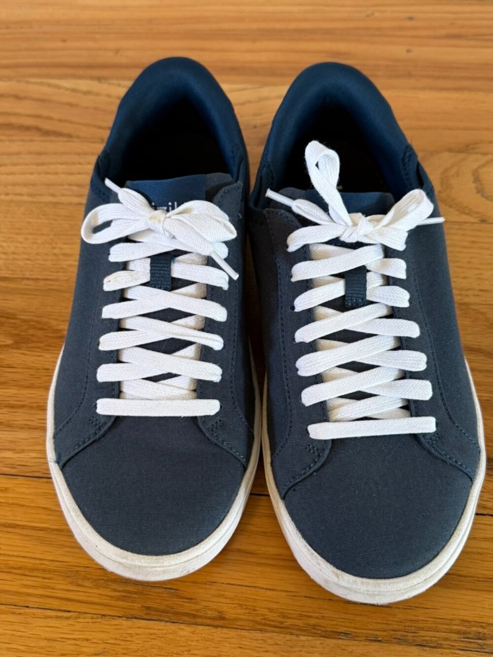 Kizik Irvine Hands-Free Shoe - Women's Size 7
